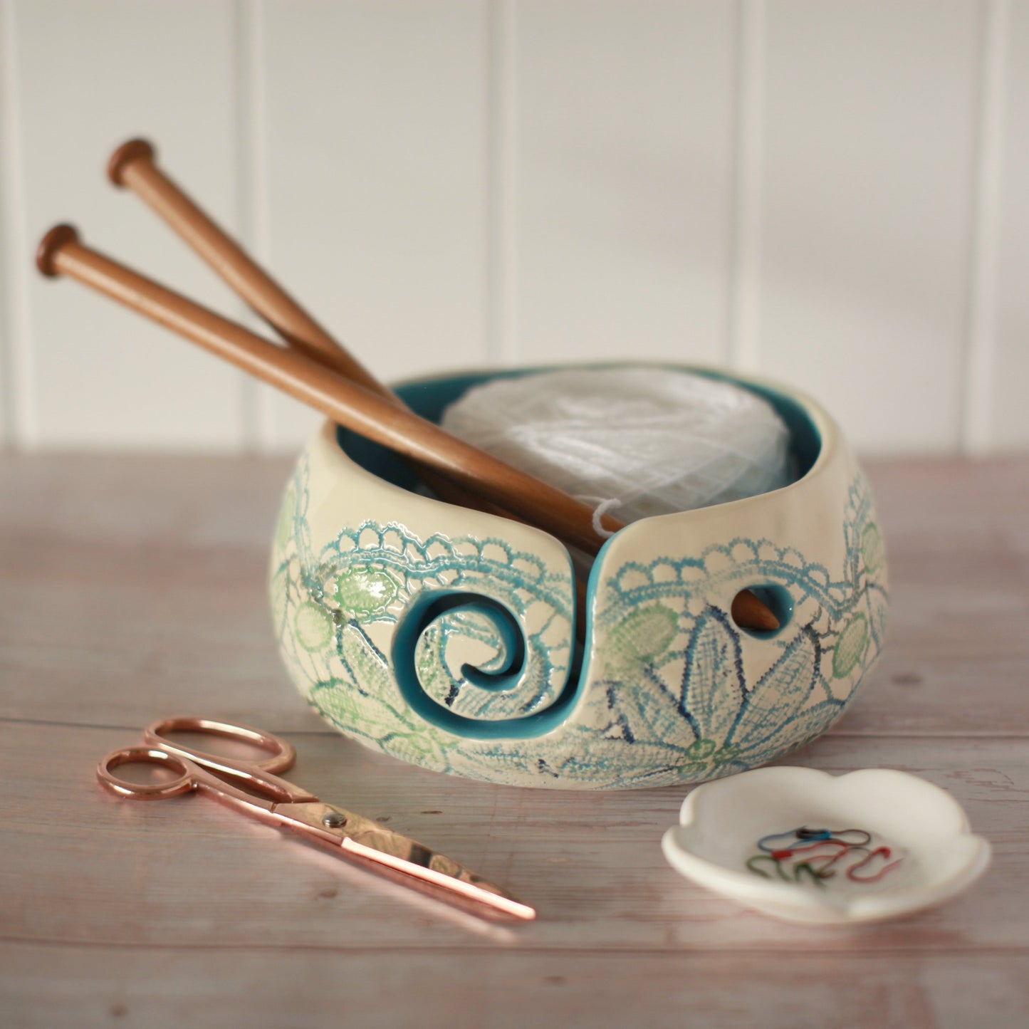 Yarn Bowl - Pressed Lace - White & Blue